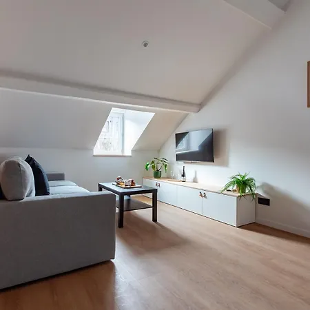 Apartment Le Jaune Girasol - Mariotte