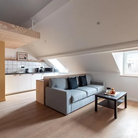 Le Jaune Girasol - Mariotte Apartament