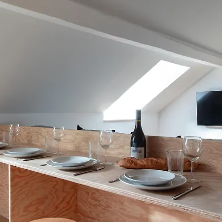 Le Jaune Girasol - Mariotte Apartment *