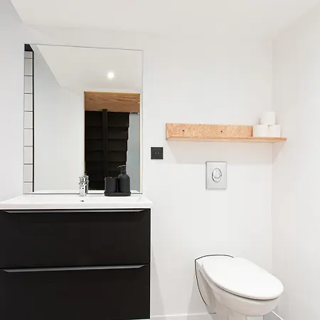 Le Jaune Girasol - Mariotte Apartment *
