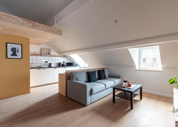 Le Jaune Girasol - Mariotte Apartament